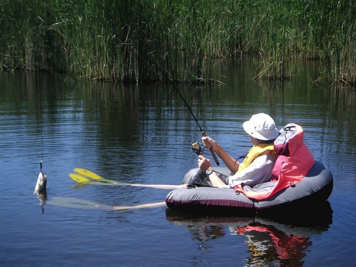 Float-Tube-For-Fishing-Lake